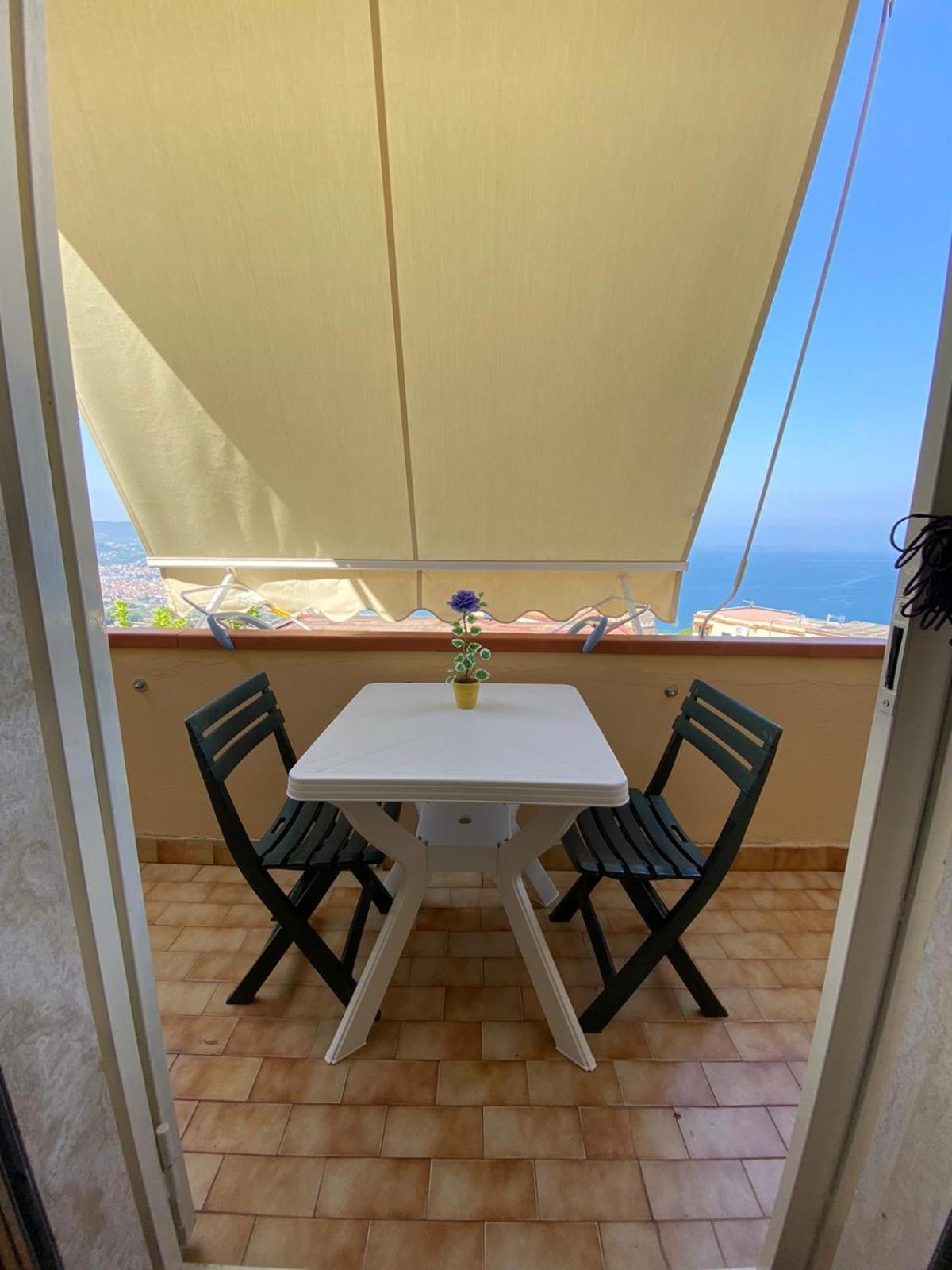 Casa Vacanza Con Vista Mozzafiato Agropoli Eksteriør billede